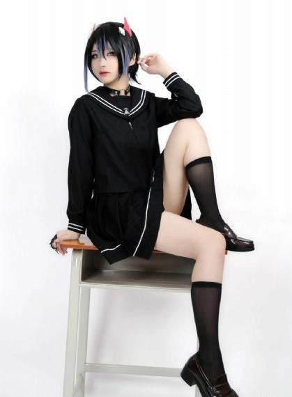 ass销魂美女裸体pics_剧情片完整版观看