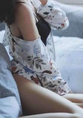 《内衣办公室》1～3集_午夜伦不卡高清在线观看