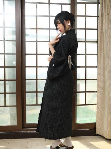 欧美精品一二三区_高清电影完整版